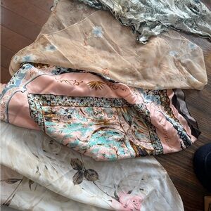 4 Vintage Elegant Floral and Paisley Scarves